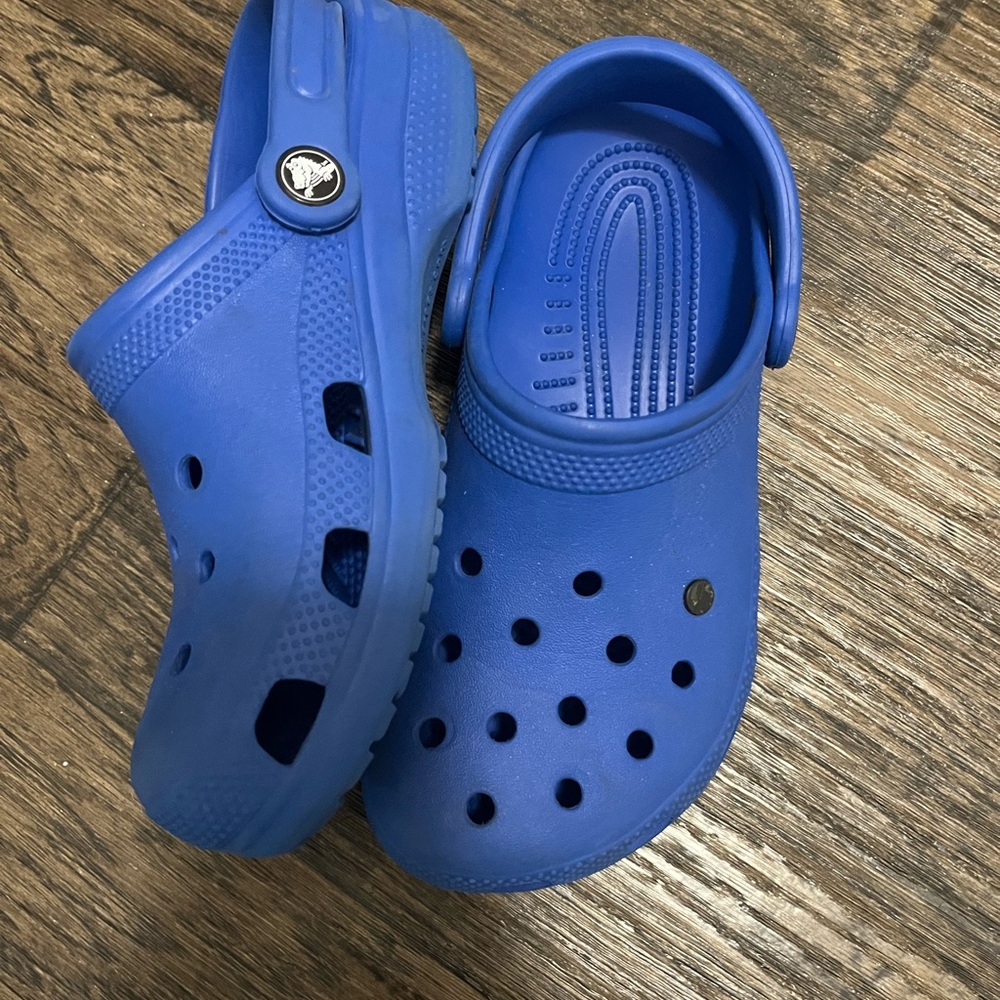 CROCS Kids Water Shoes in Blue